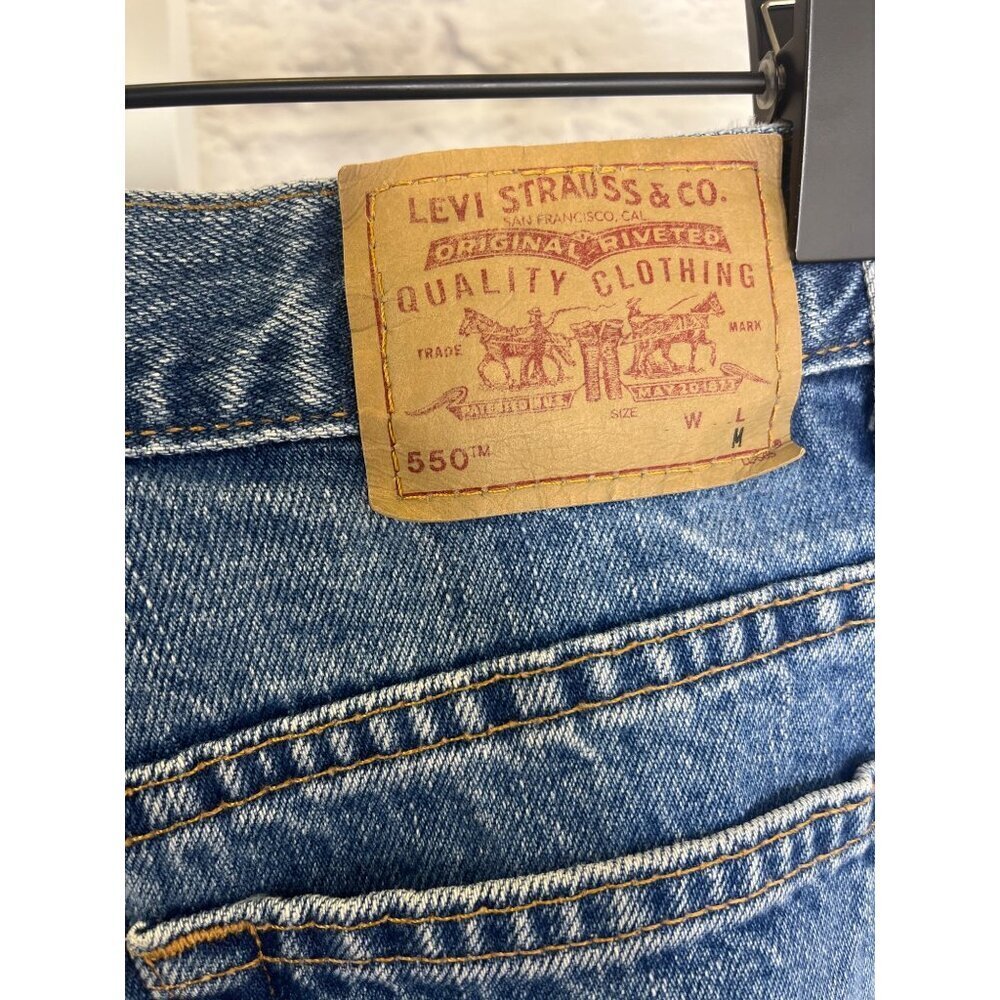 Levi's 550 Relaxed Fit Tapered Leg Size 12 Petite Vintage Jeans - Picture 4 of 8